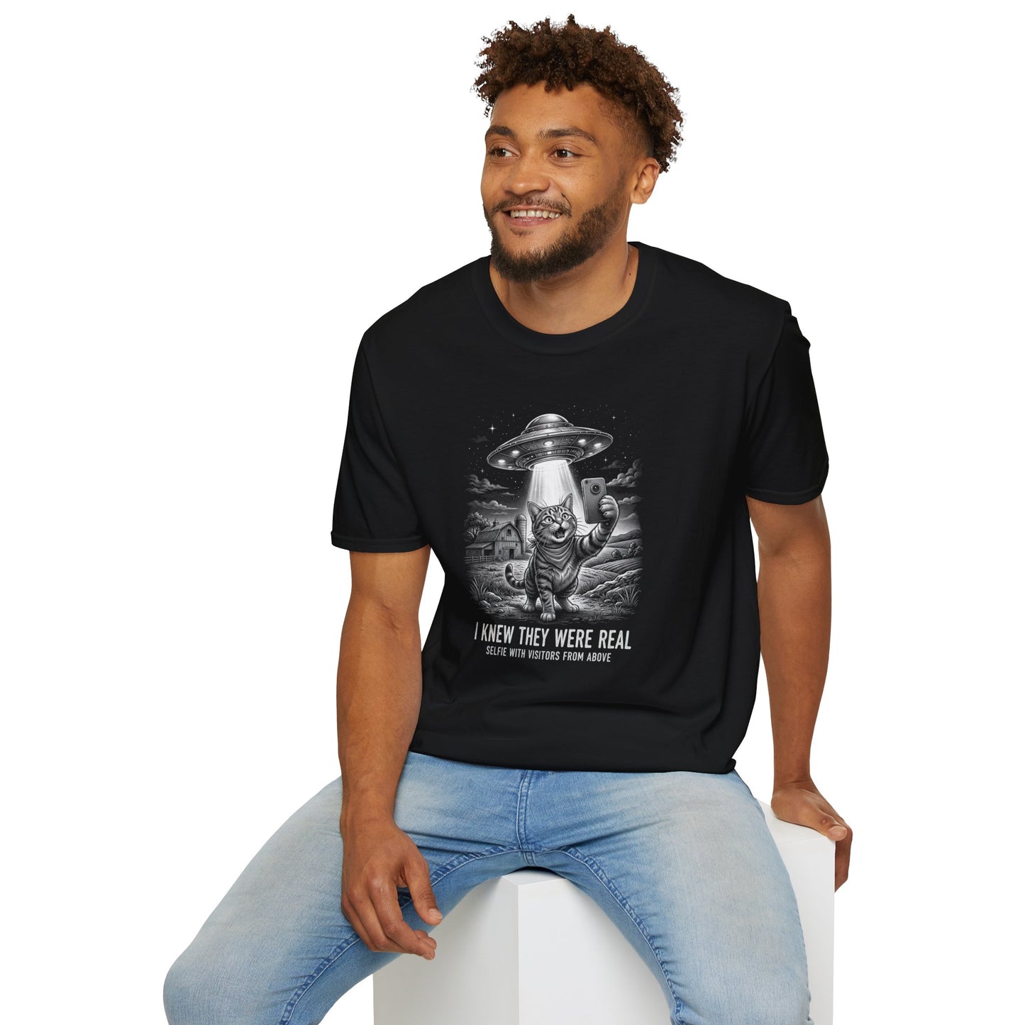 Alien Cat Selfie T-Shirt — 'I Knew They Were Real' UFO Graphic Tee