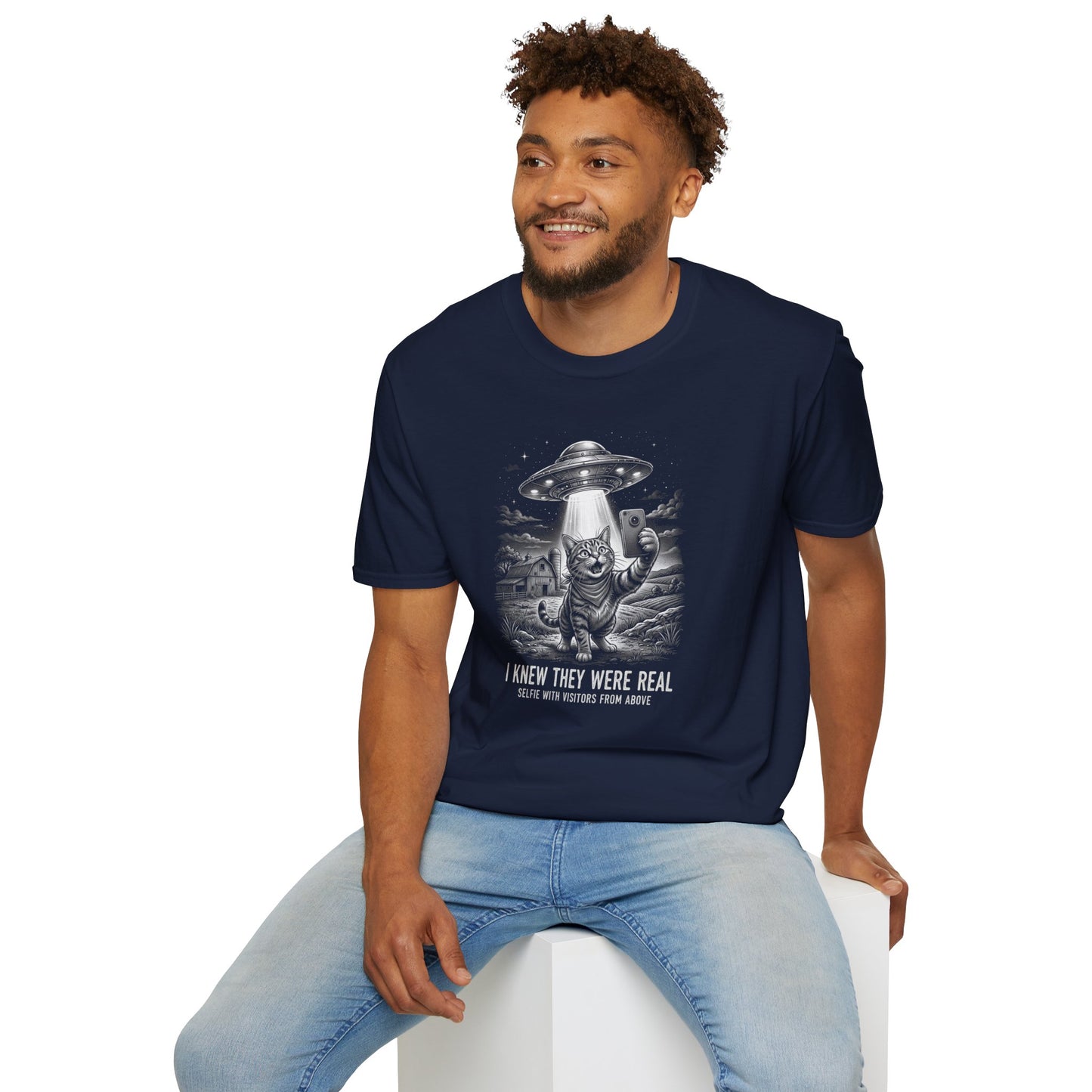 Alien Cat Selfie T-Shirt — 'I Knew They Were Real' UFO Graphic Tee