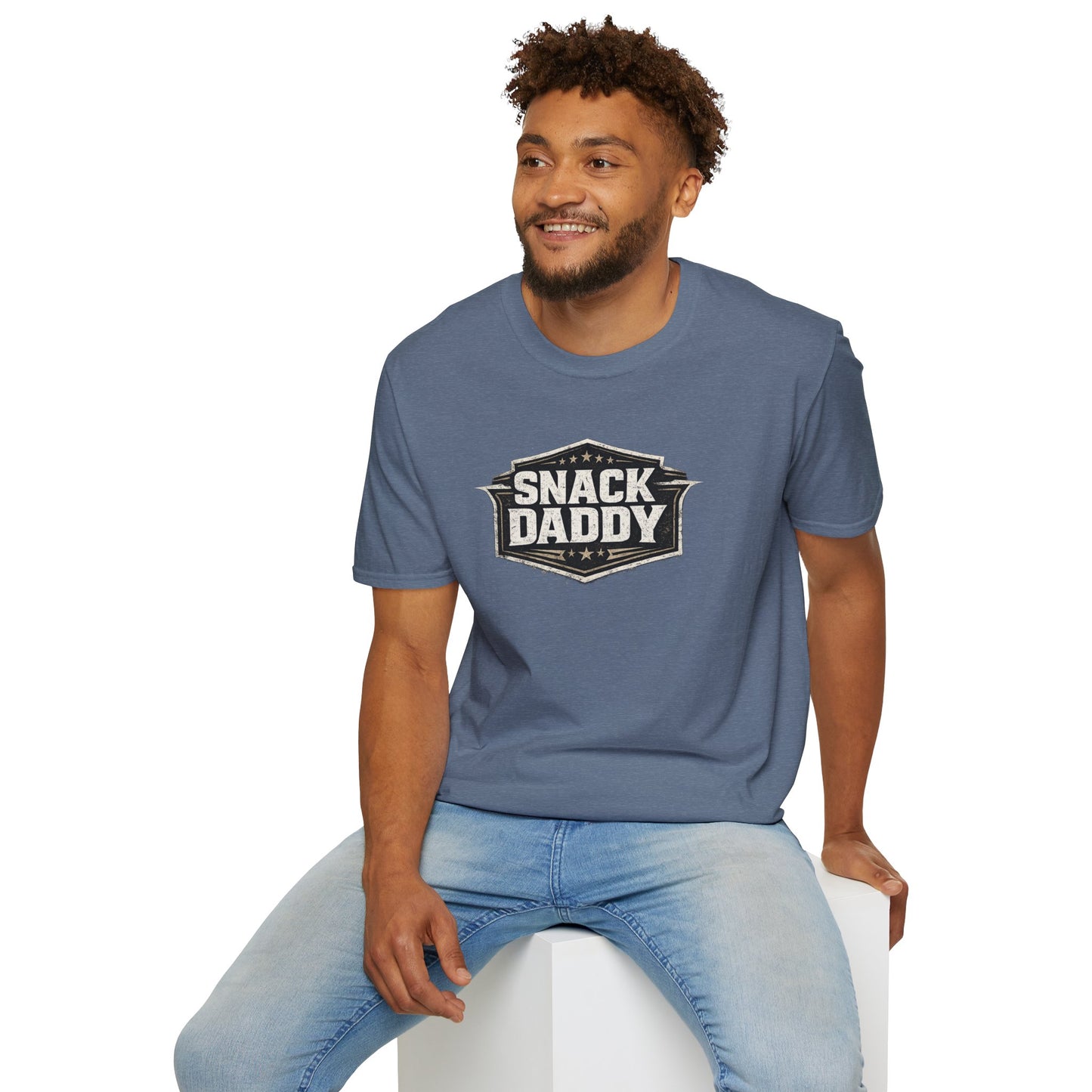 Snack Daddy T-Shirt — Vintage Badge Graphic Tee for Food-Lovers & Fun Dads