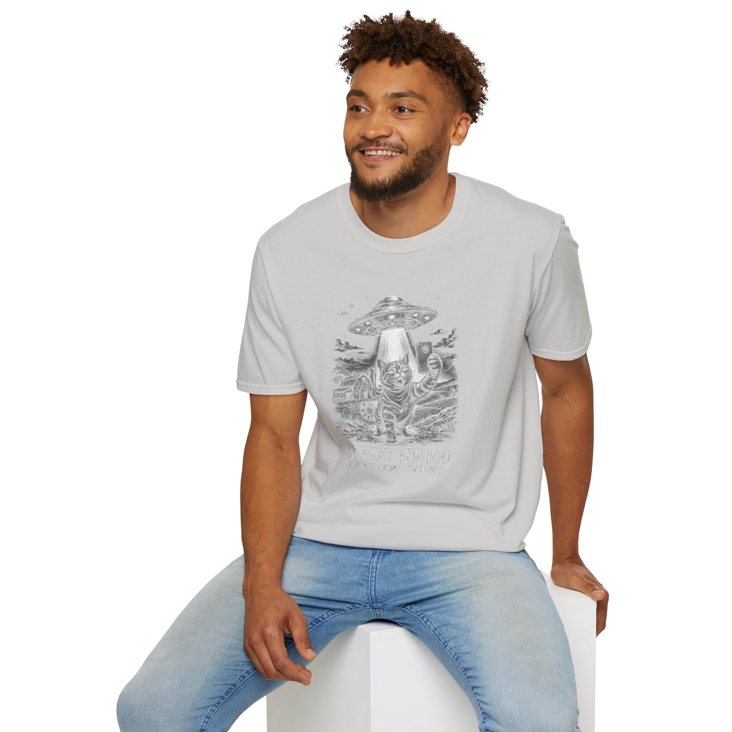 Alien Cat Selfie T-Shirt — 'I Knew They Were Real' UFO Graphic Tee