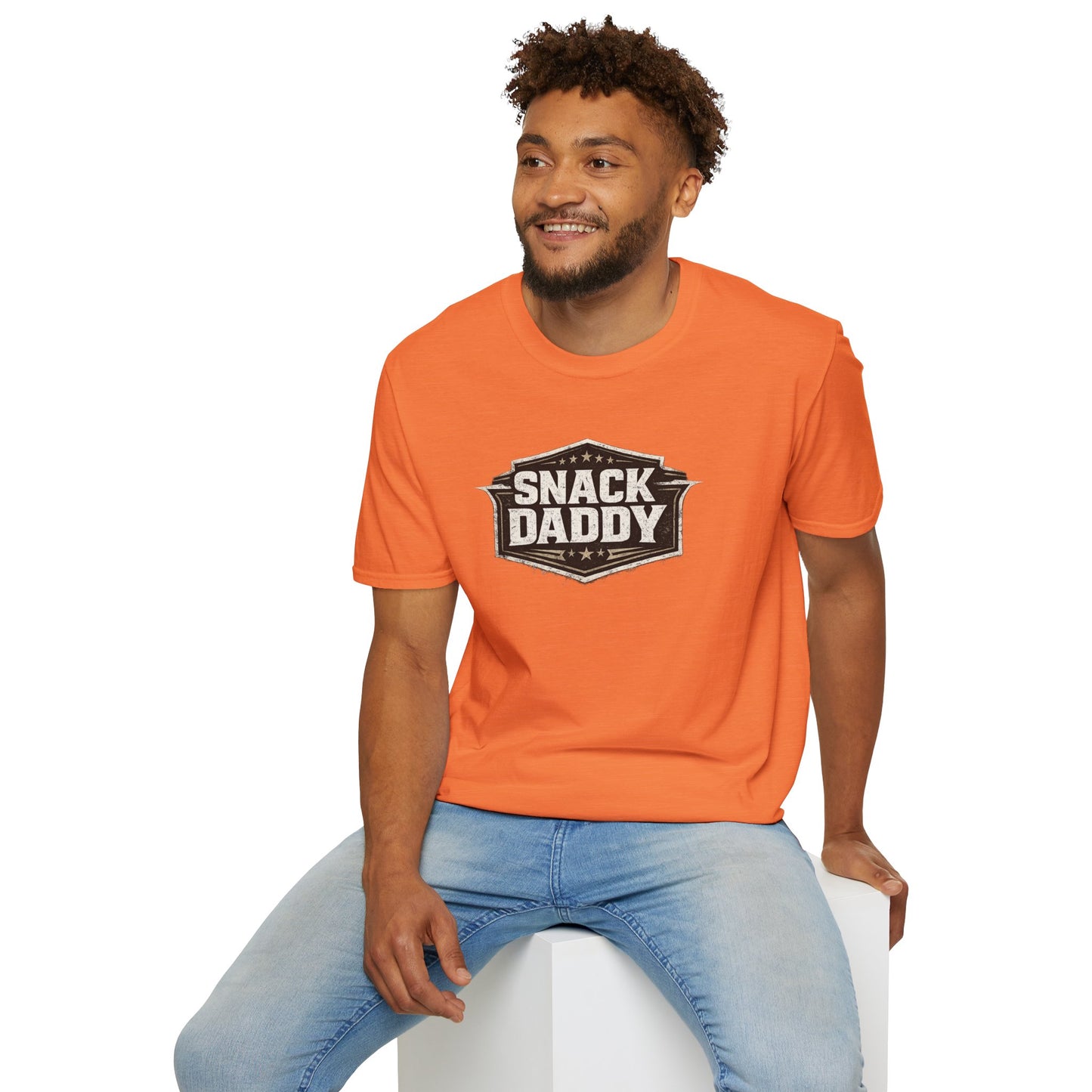 Snack Daddy T-Shirt — Vintage Badge Graphic Tee for Food-Lovers & Fun Dads